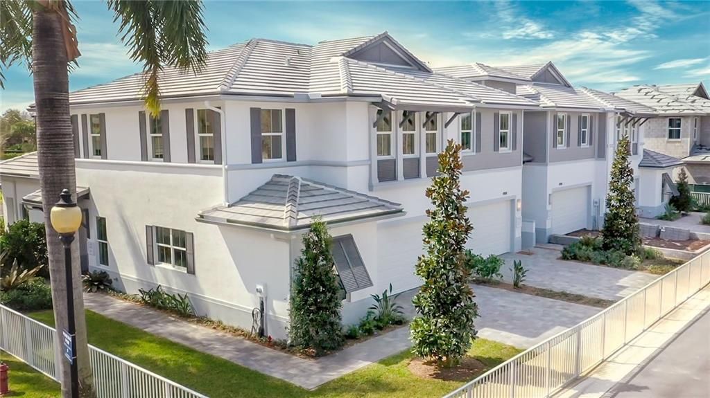 Photo of 4904 Pointe Midtown Way Way #4904, Palm Beach Gardens, FL 33418 (MLS # F10239837)