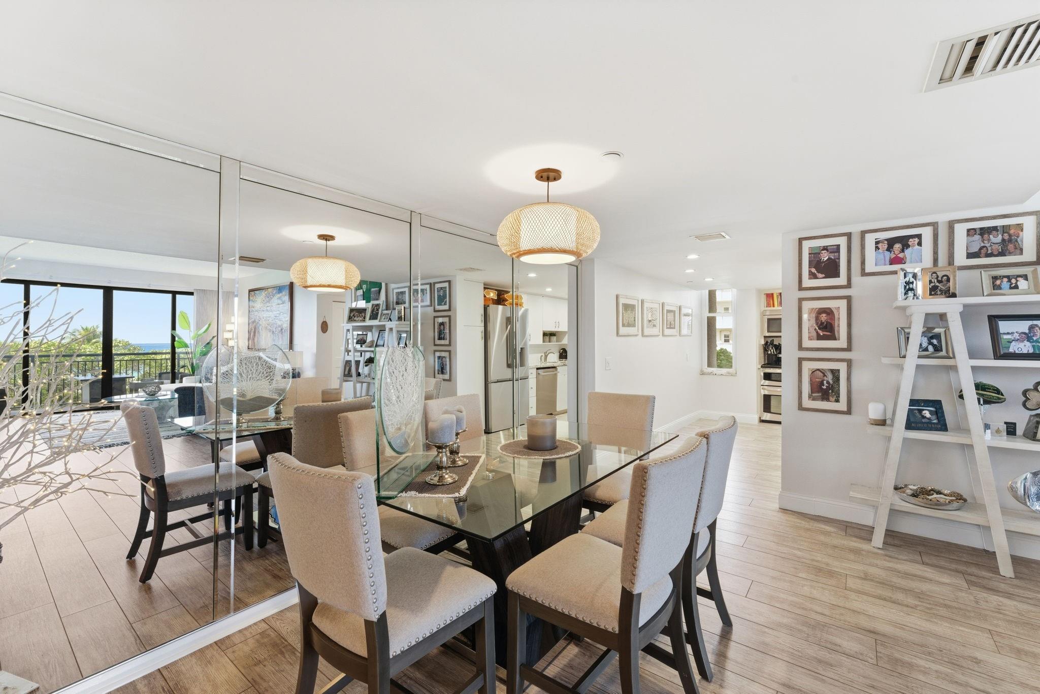 Yacht & Racquet Club - Residential