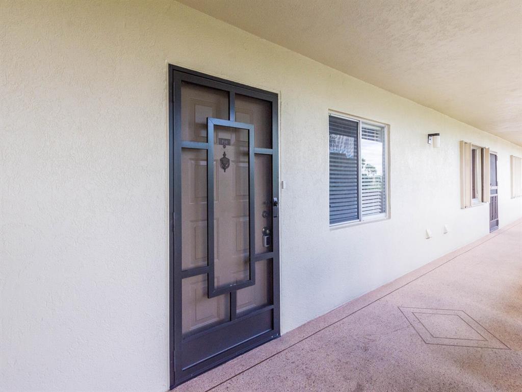 HUNTINGTON LAKES SEC ONE CONDOS - Residential