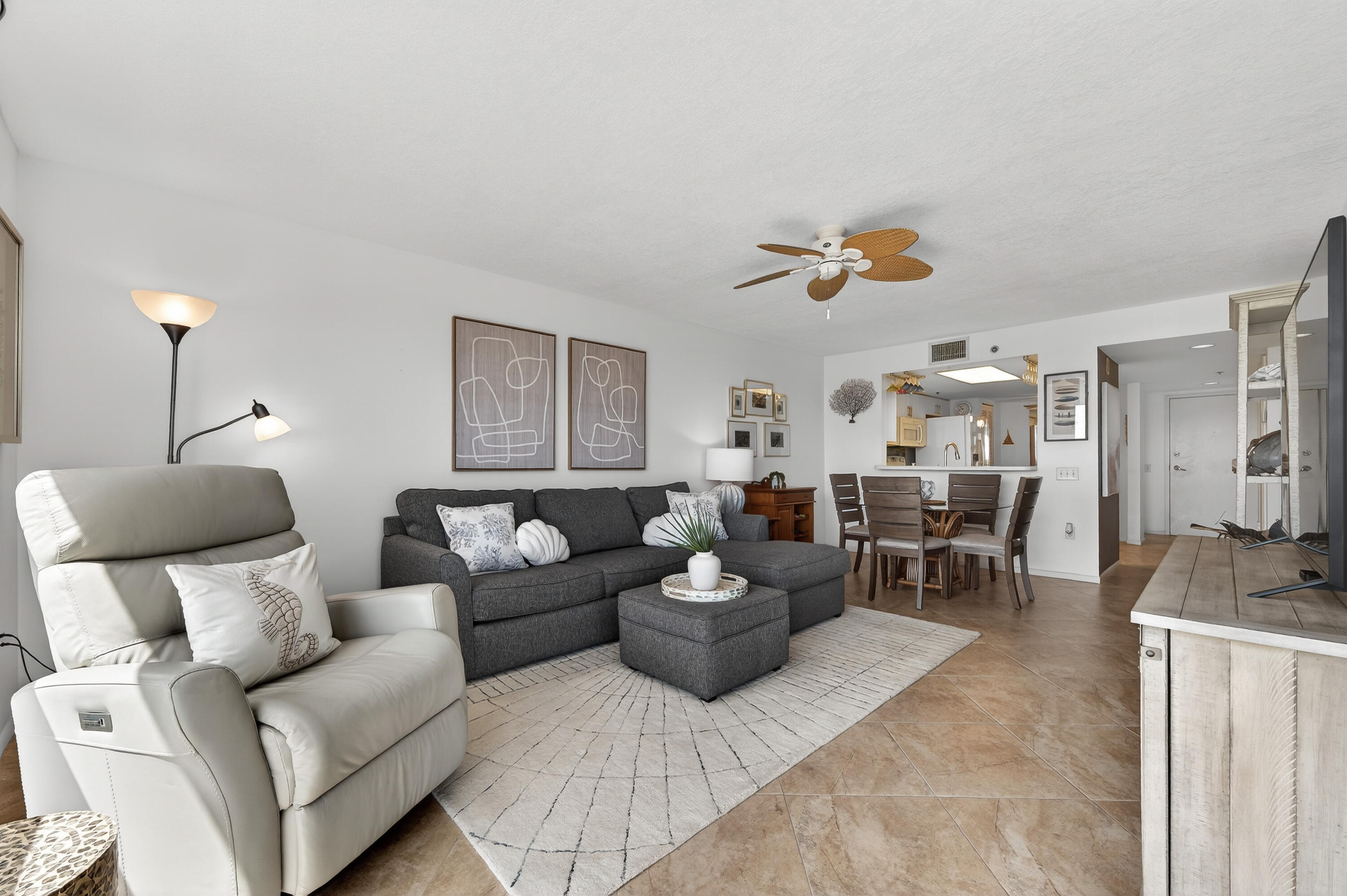 AQUANIQUE OCEAN CLUB, A CONDOMINIUM - Residential