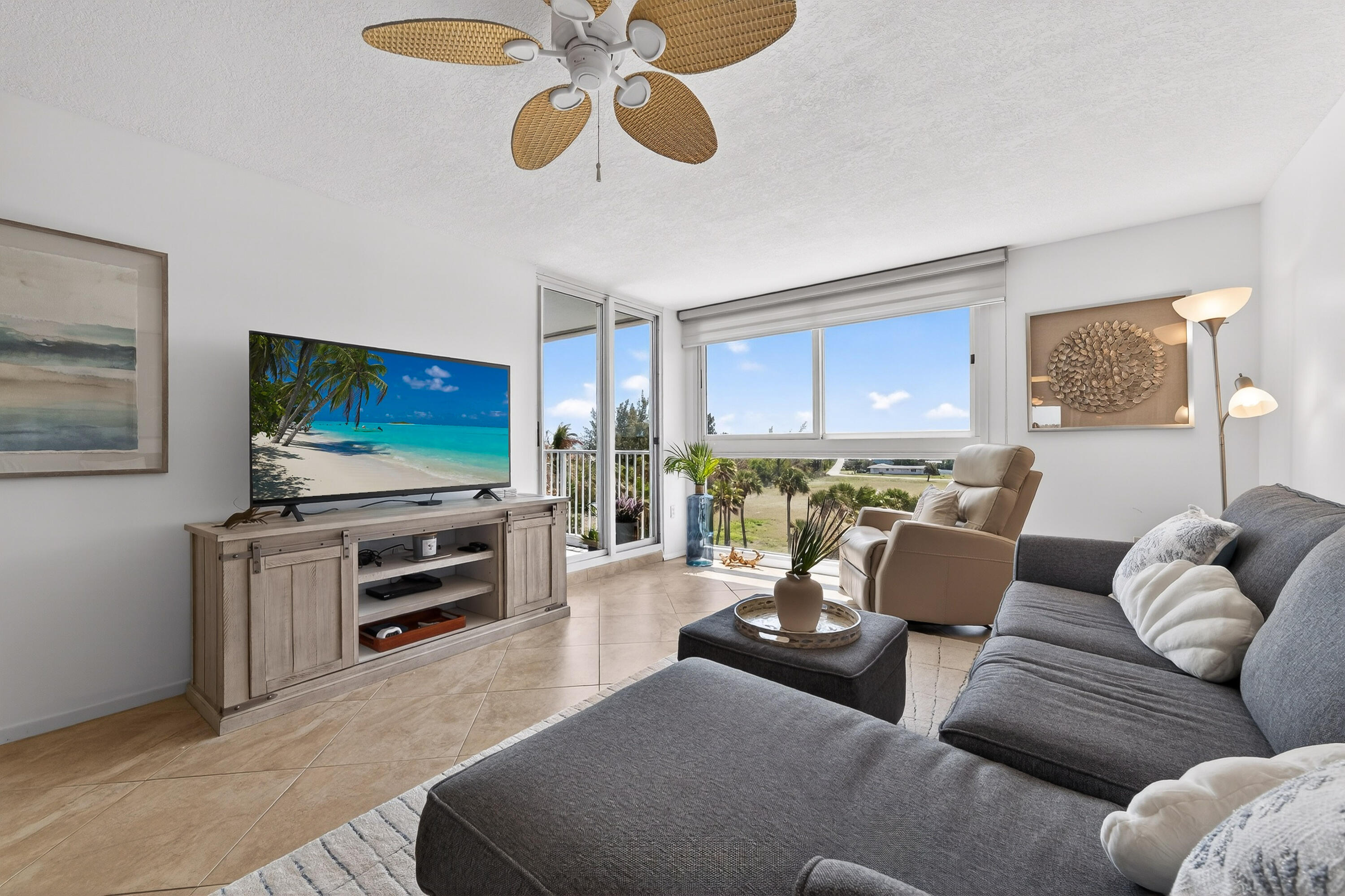 AQUANIQUE OCEAN CLUB, A CONDOMINIUM - Residential