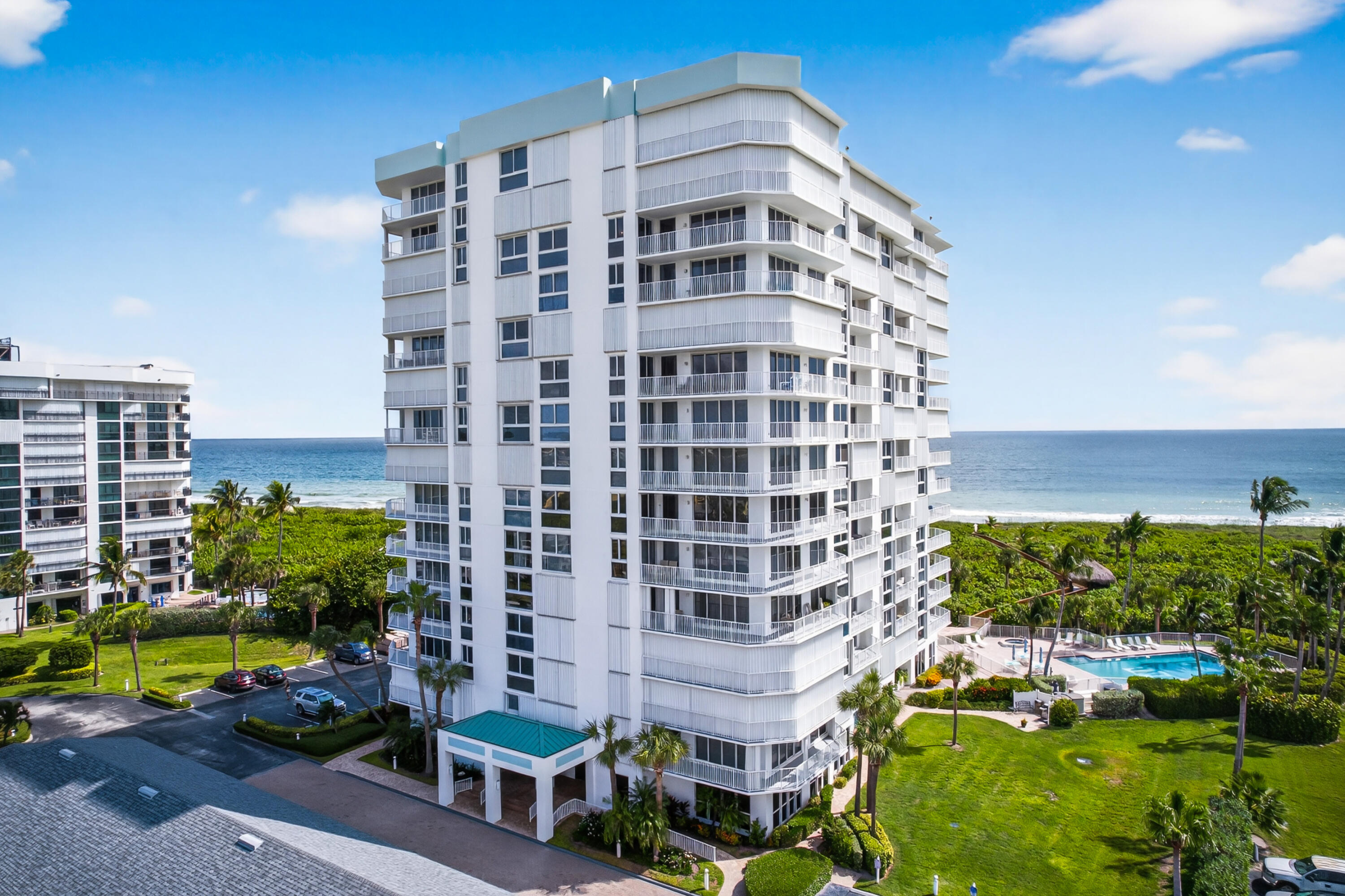 AQUANIQUE OCEAN CLUB, A CONDOMINIUM - Residential