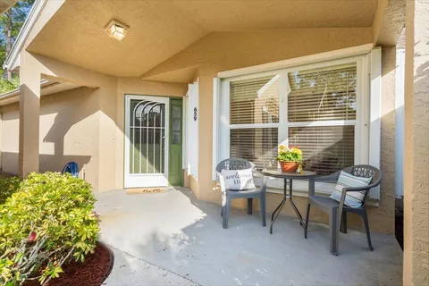 659 NW San Remo Circle, Port St Lucie, FL MLS: R11072756