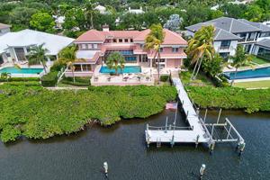 ADMIRALS COVE - Residential