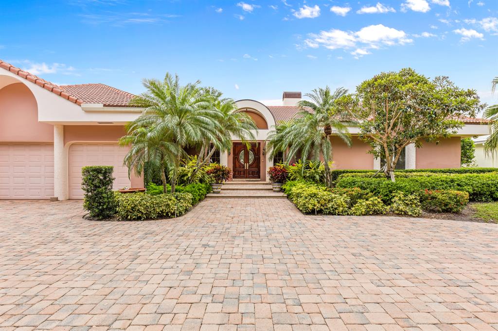 ADMIRALS COVE - Residential