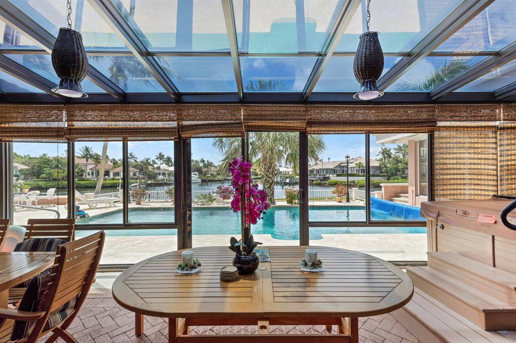 ADMIRALS COVE - Residential