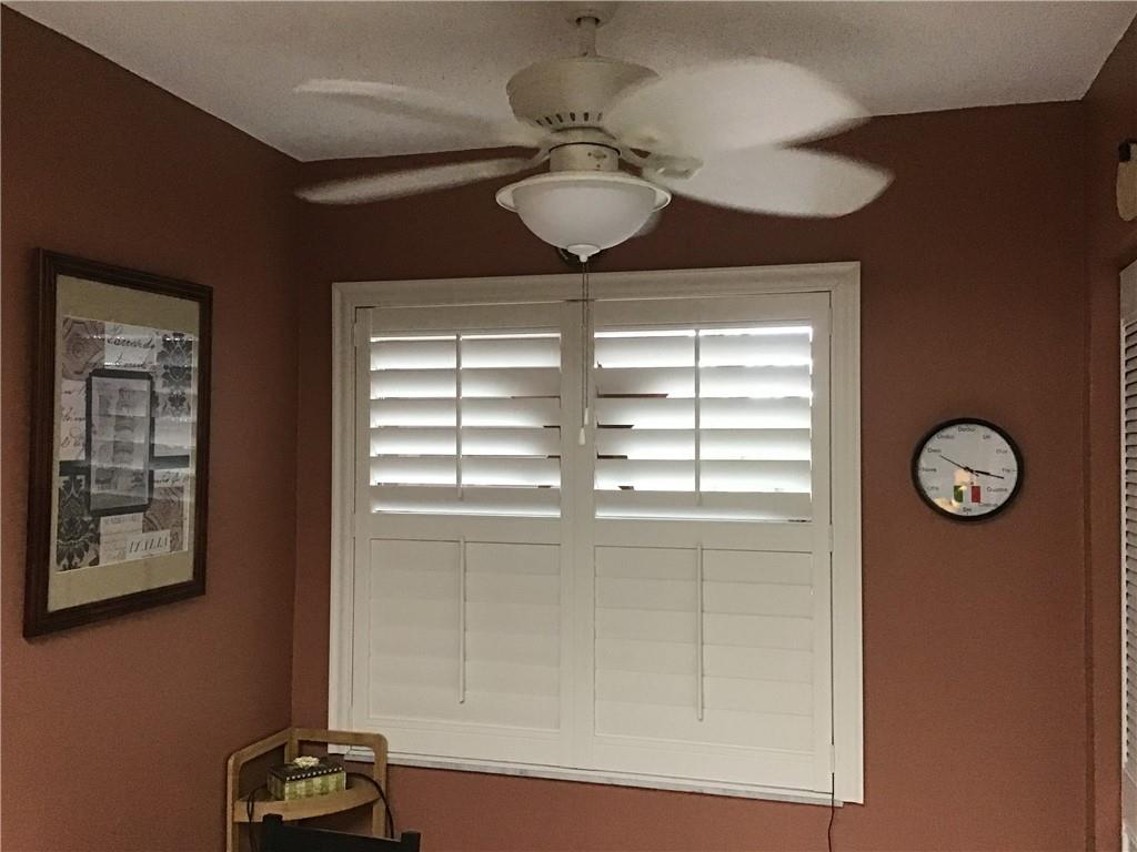 PALM LAKES - Residential