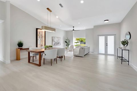 702 Enfield Road Delray Beach FL 33444
