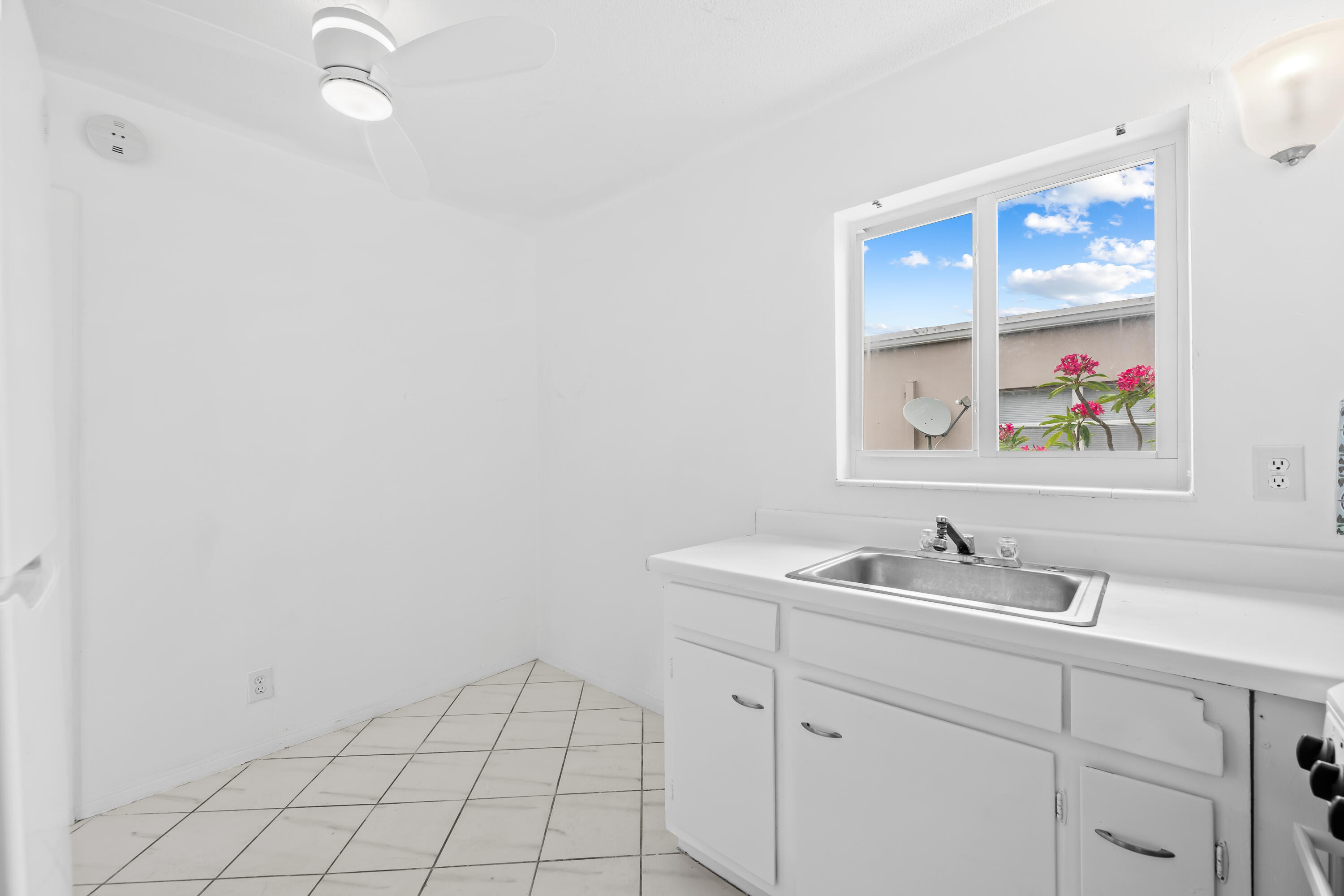 HARBOR PLACE CONDO - Residential
