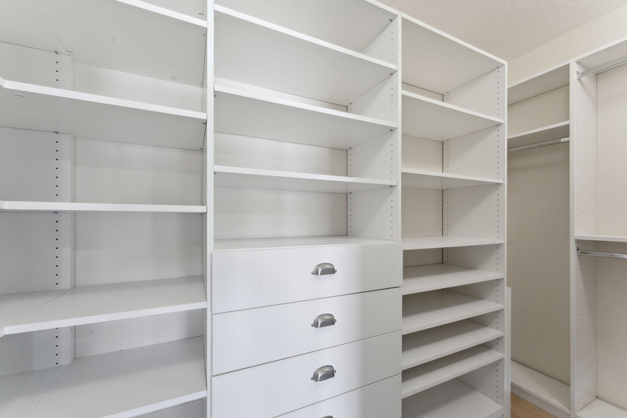 OLYMPIA 2 - Residential Lease