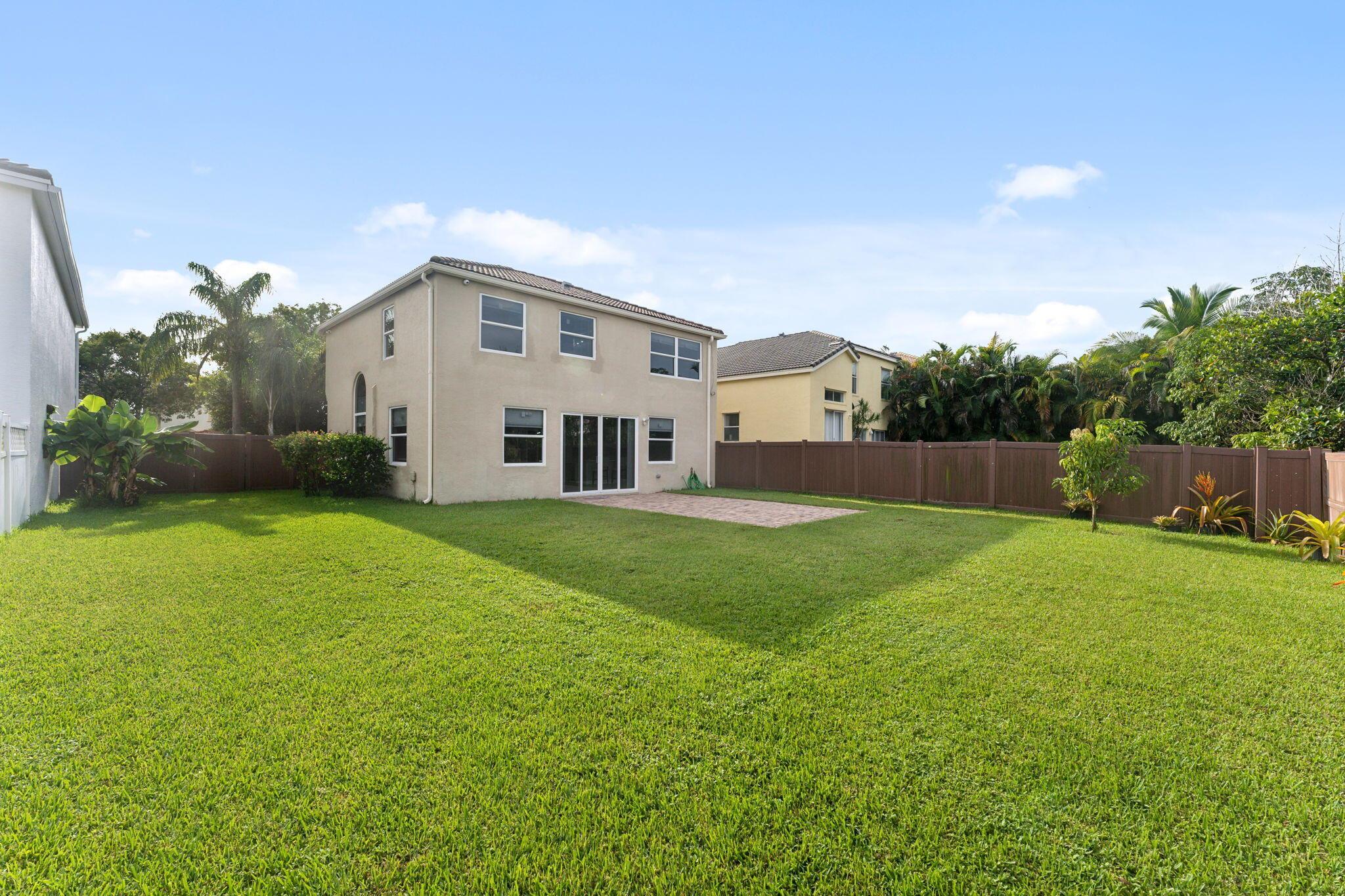 OLYMPIA 2 - Residential Lease