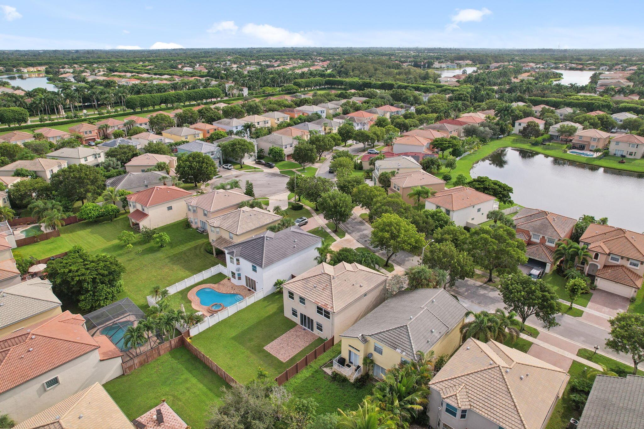 OLYMPIA 2 - Residential Lease