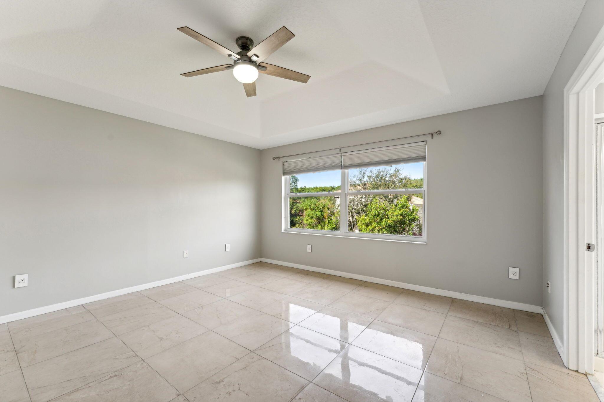 OLYMPIA 2 - Residential Lease