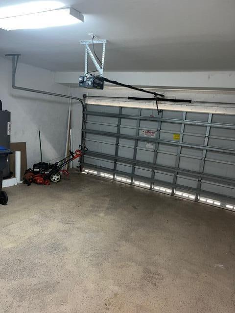 OLYMPIA 2 - Residential Lease