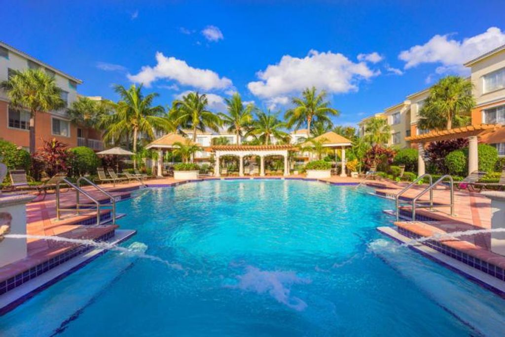 Photo of 10105 Myrtlewood Circle W, Palm Beach Gardens, FL 33418 (MLS # R10838216)