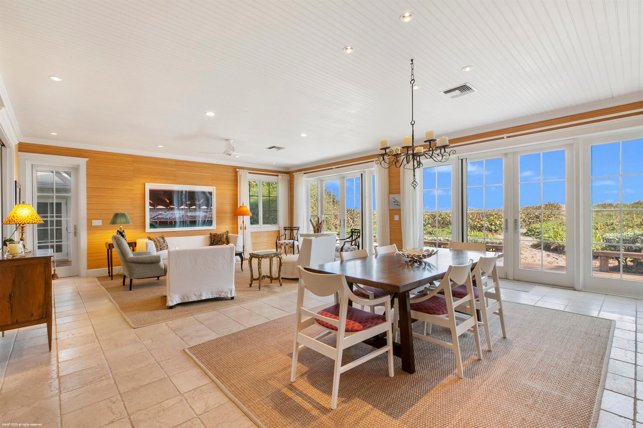 JUPITER ISLAND - Residential