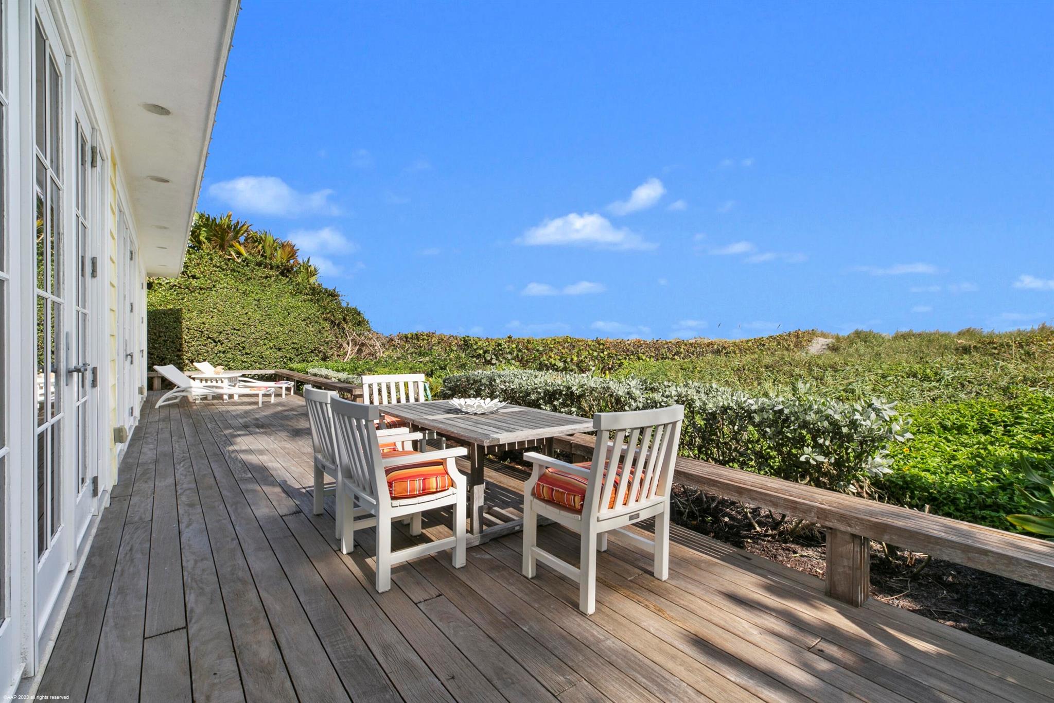 JUPITER ISLAND - Residential