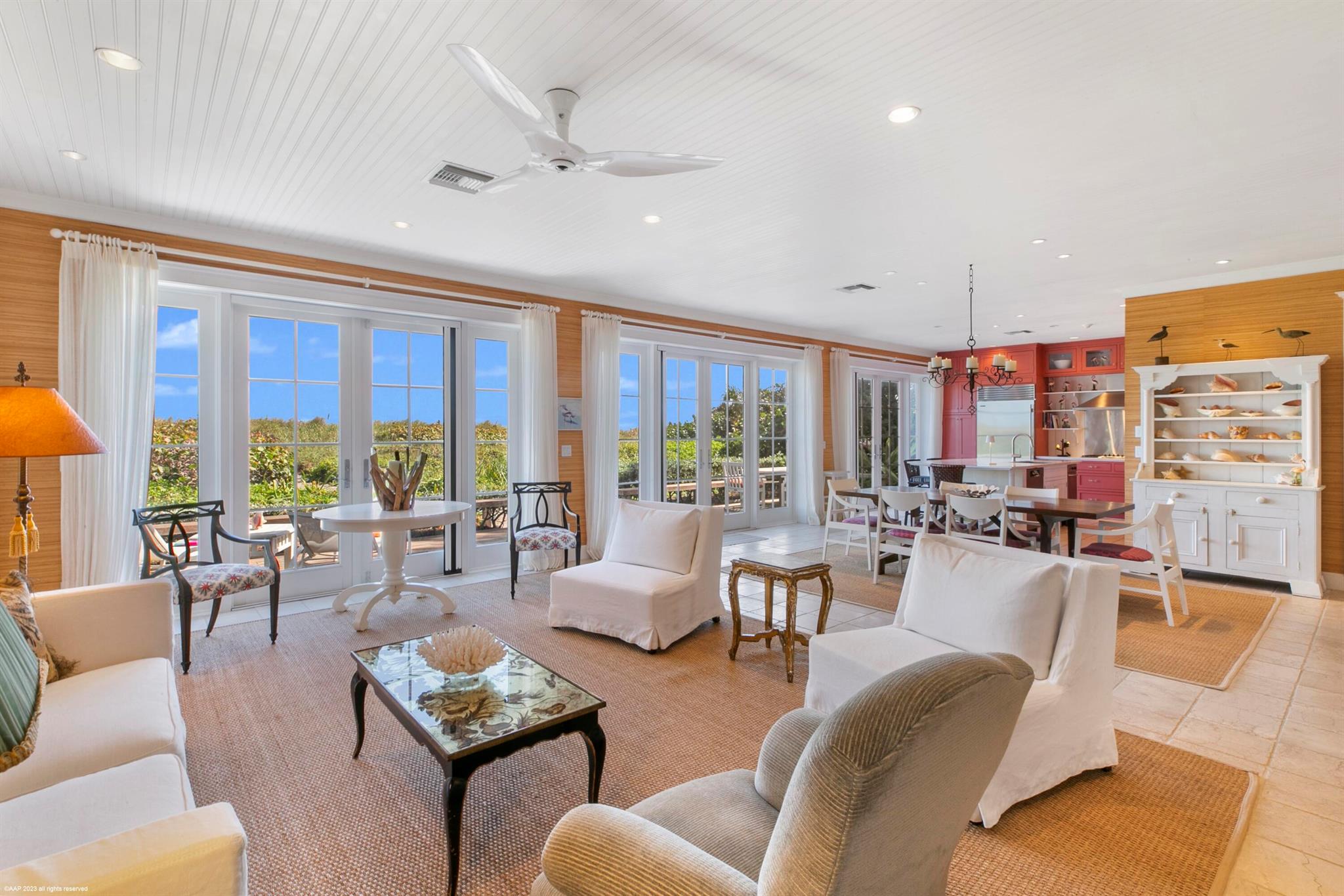 JUPITER ISLAND - Residential