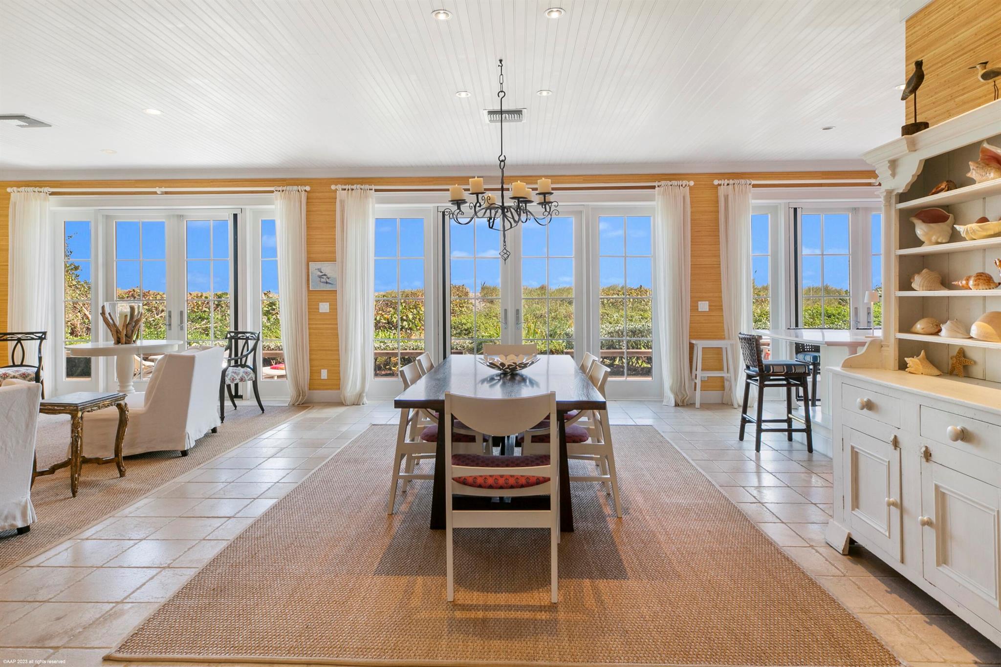 JUPITER ISLAND - Residential