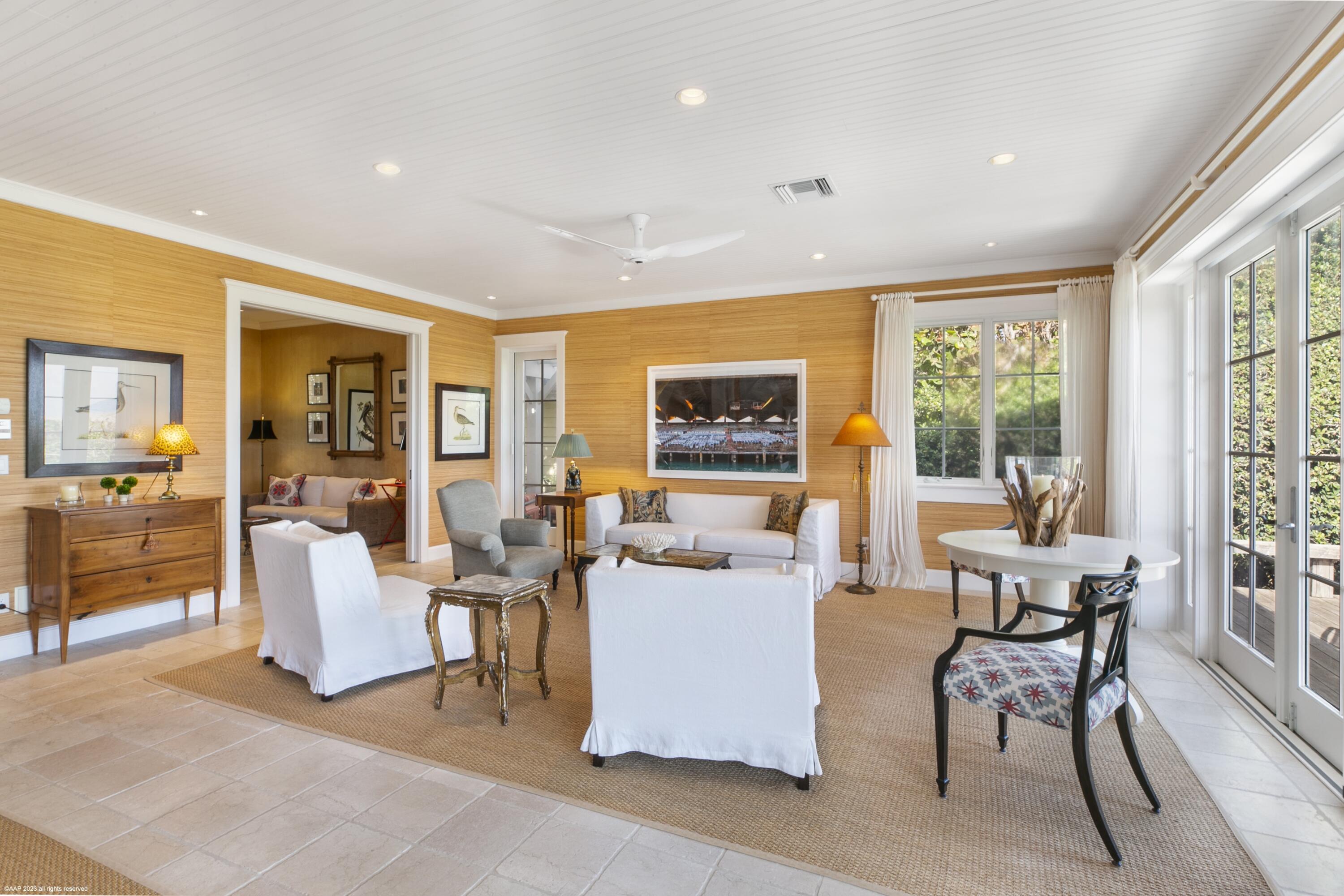 JUPITER ISLAND - Residential