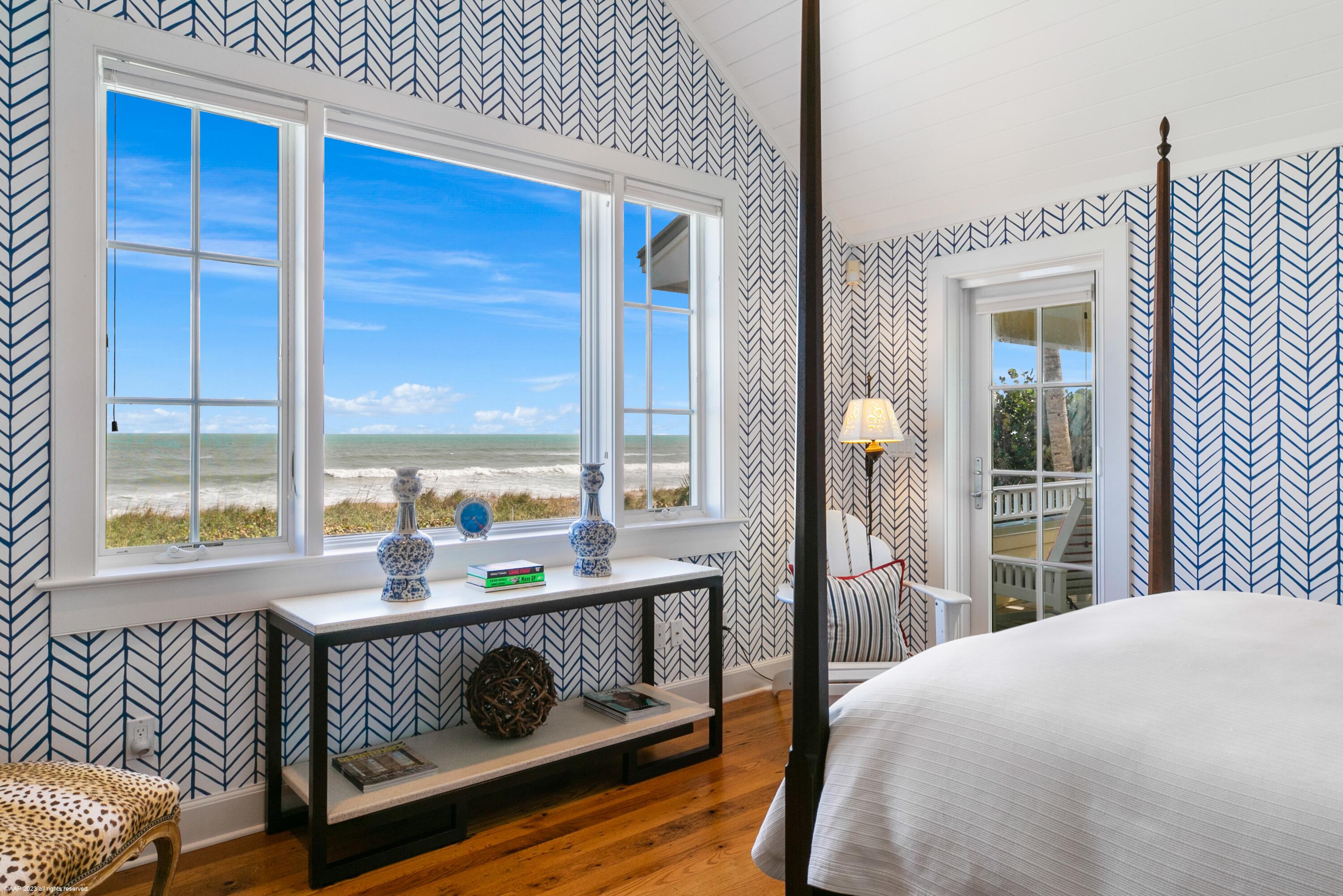 JUPITER ISLAND - Residential