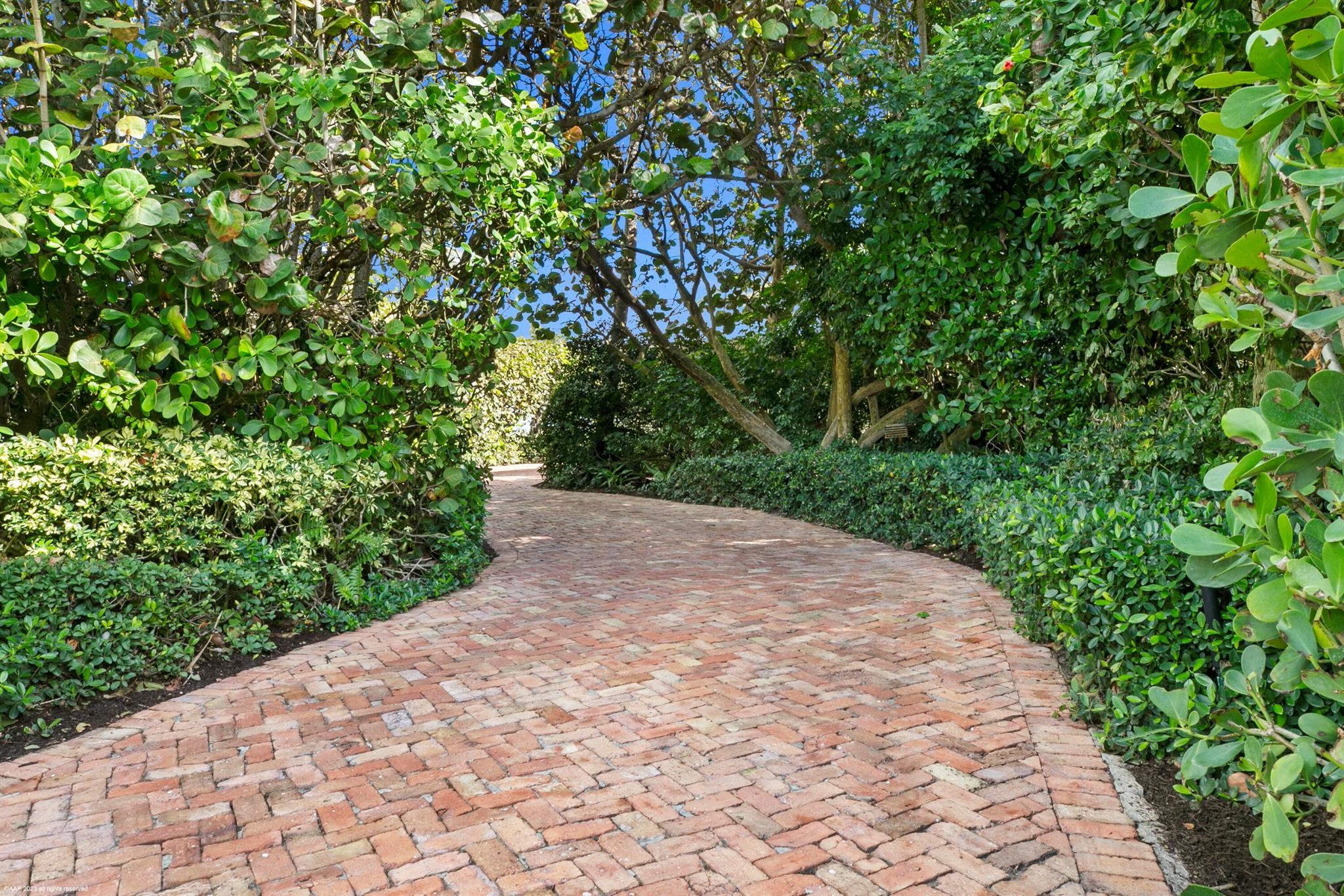 JUPITER ISLAND - Residential