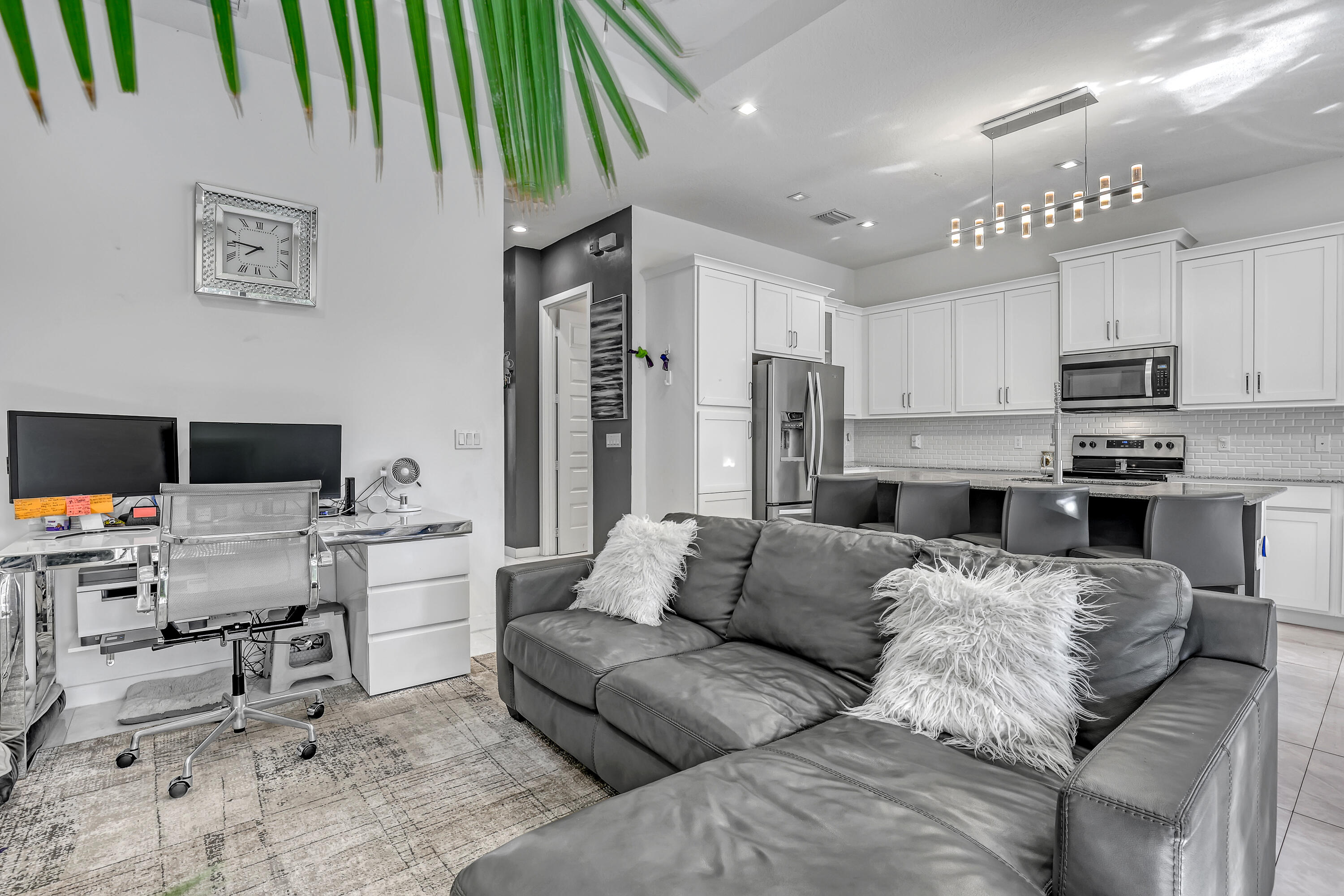 PIONEER ESTATES - Residential