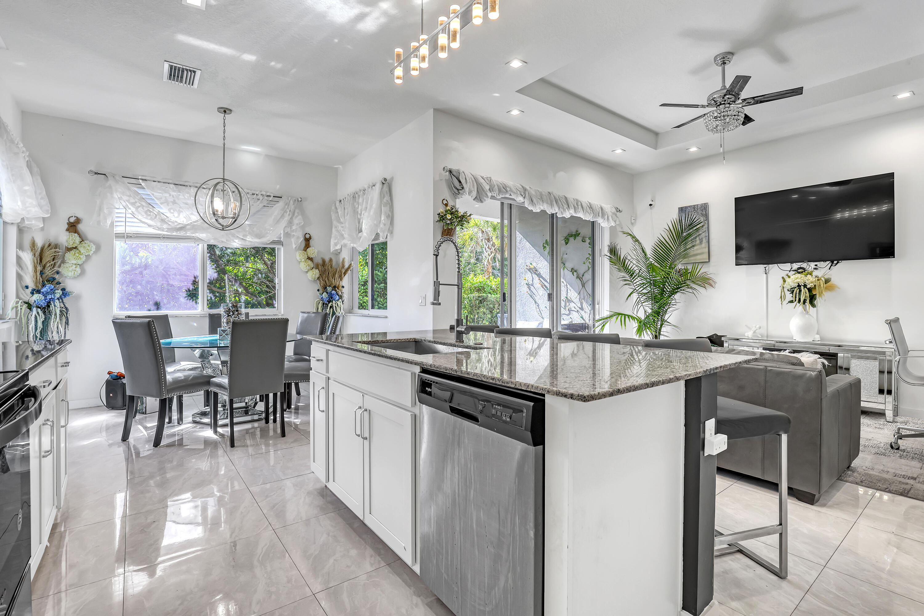 PIONEER ESTATES - Residential