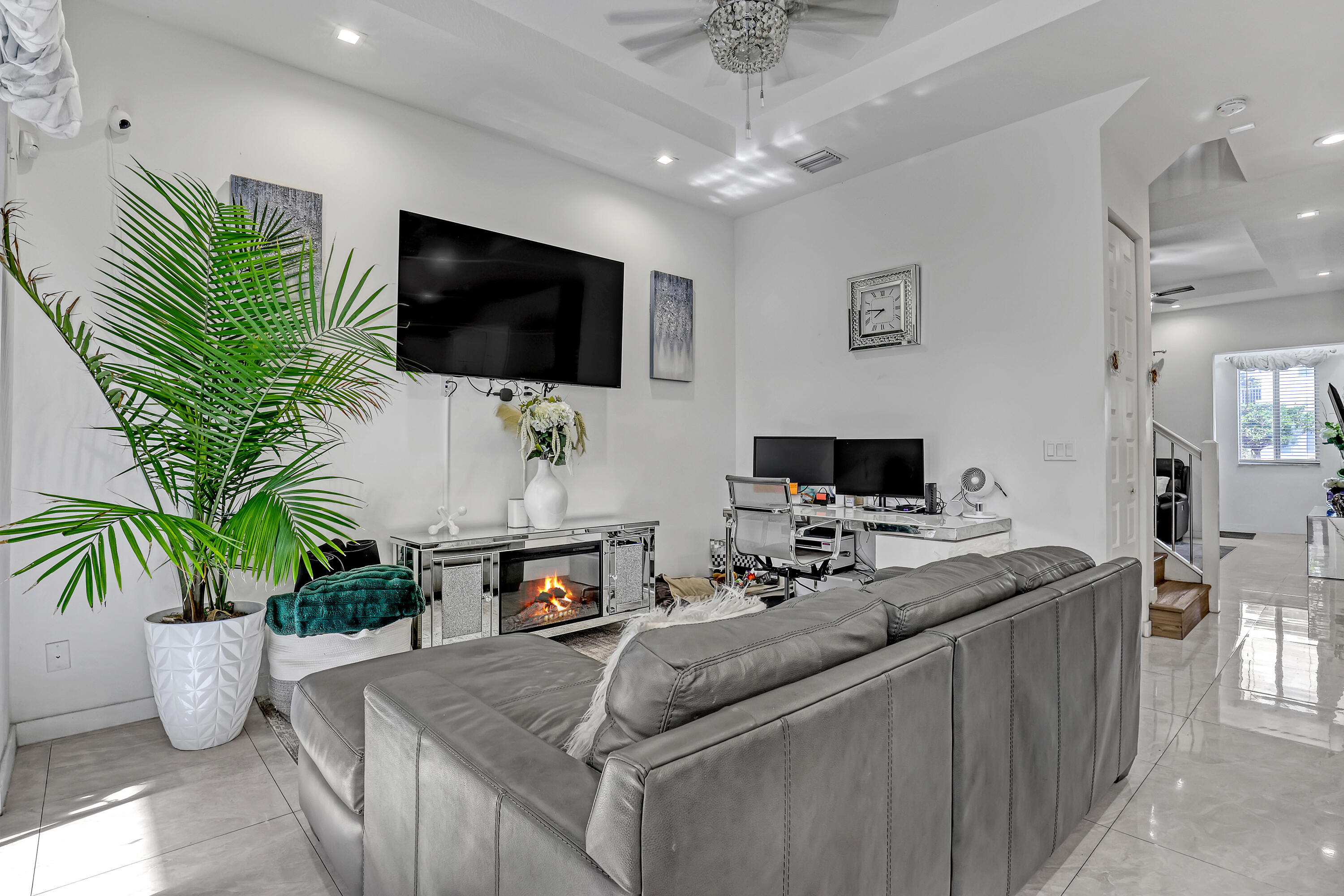 PIONEER ESTATES - Residential