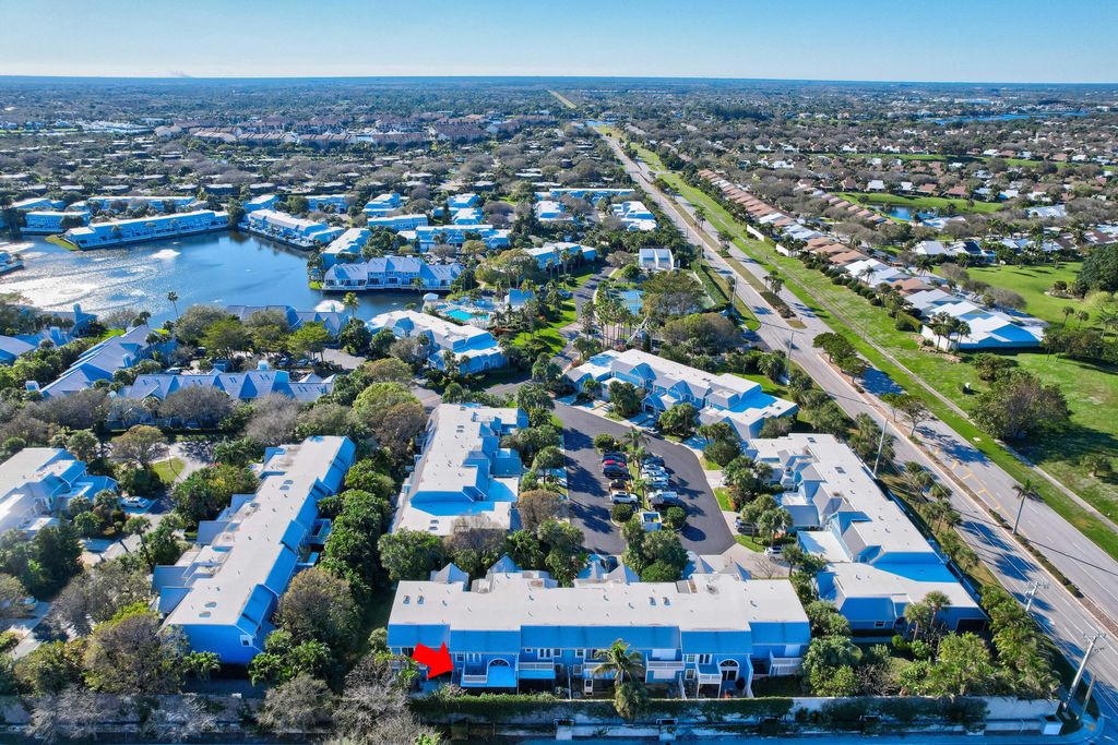 Photo of 120 Ocean Dunes Circle, Jupiter, FL 33477 (MLS # R10953919)