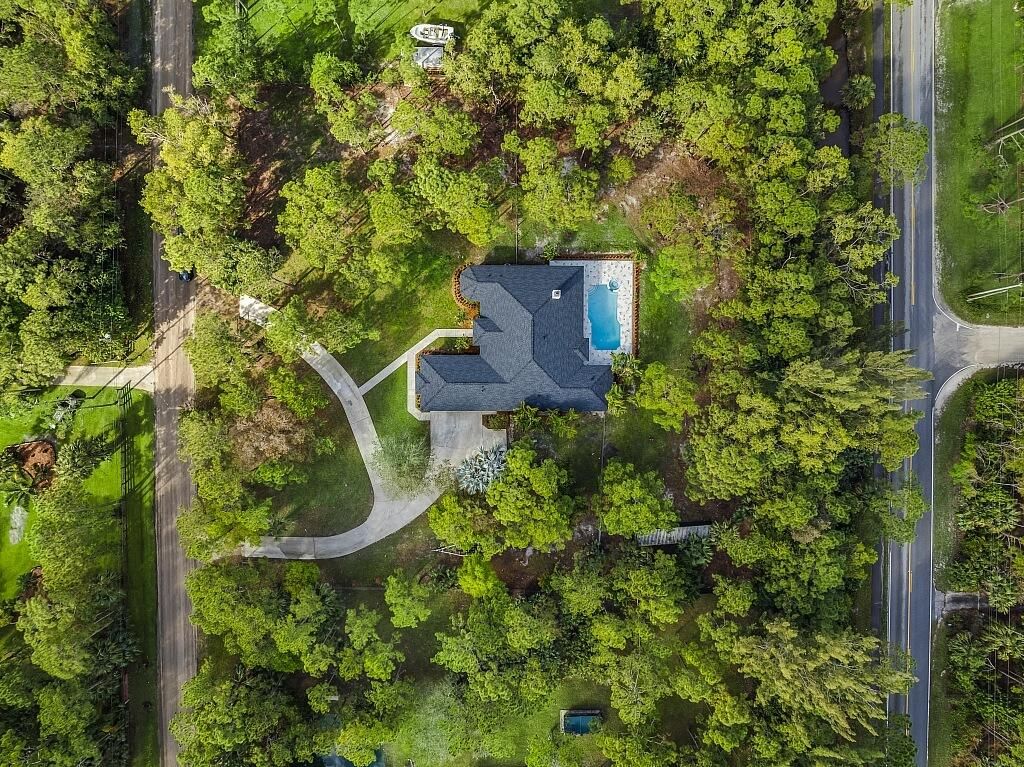 Photo of 12763 159th Court N, Jupiter, FL 33478 (MLS # R10954353)