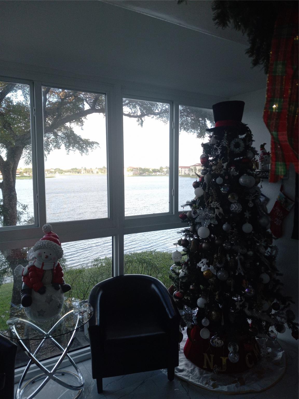 Ivanhoe East At Century V - Residential Lease