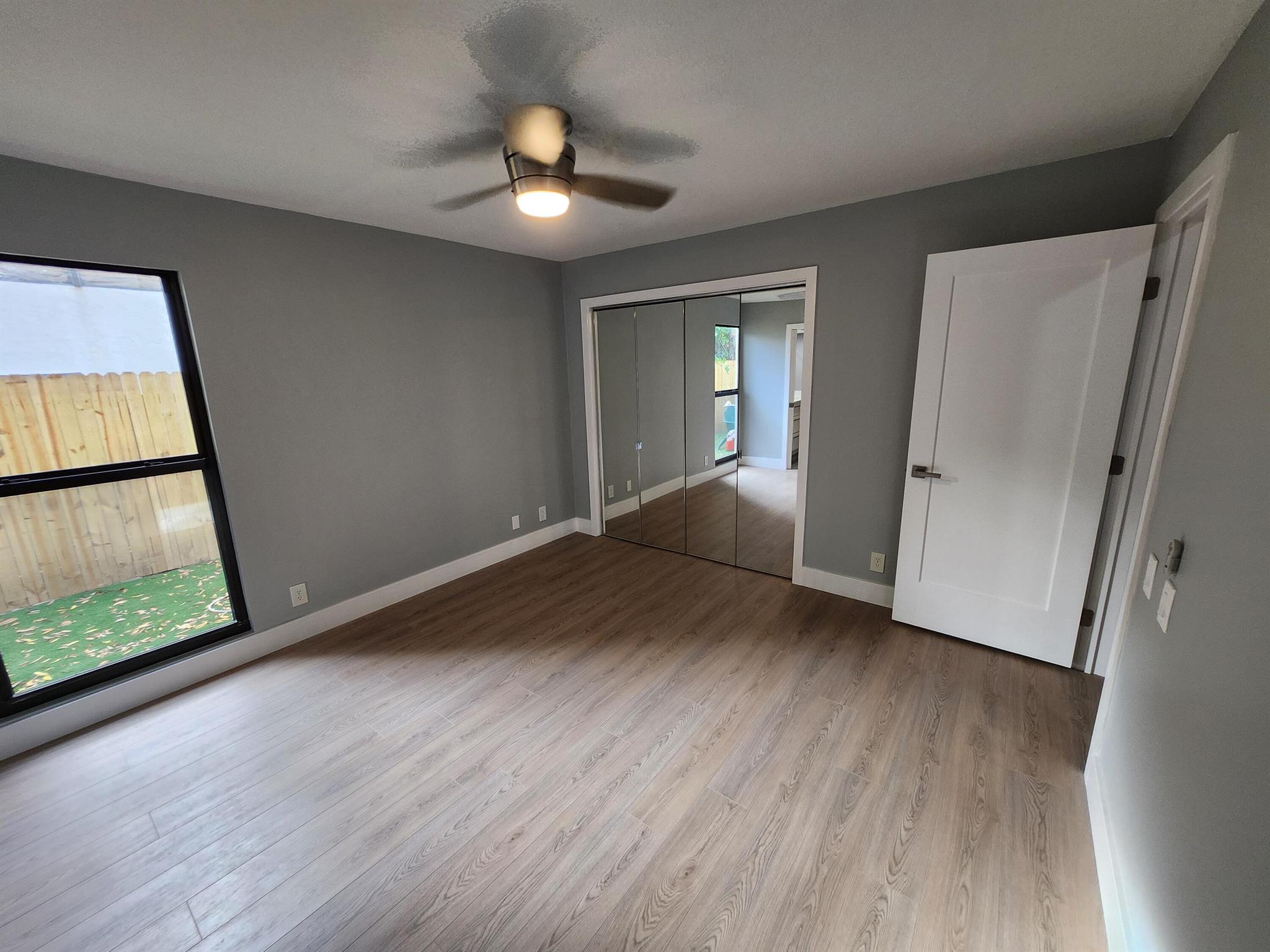 SUGAR POND MANOR OF WELLI - Residential