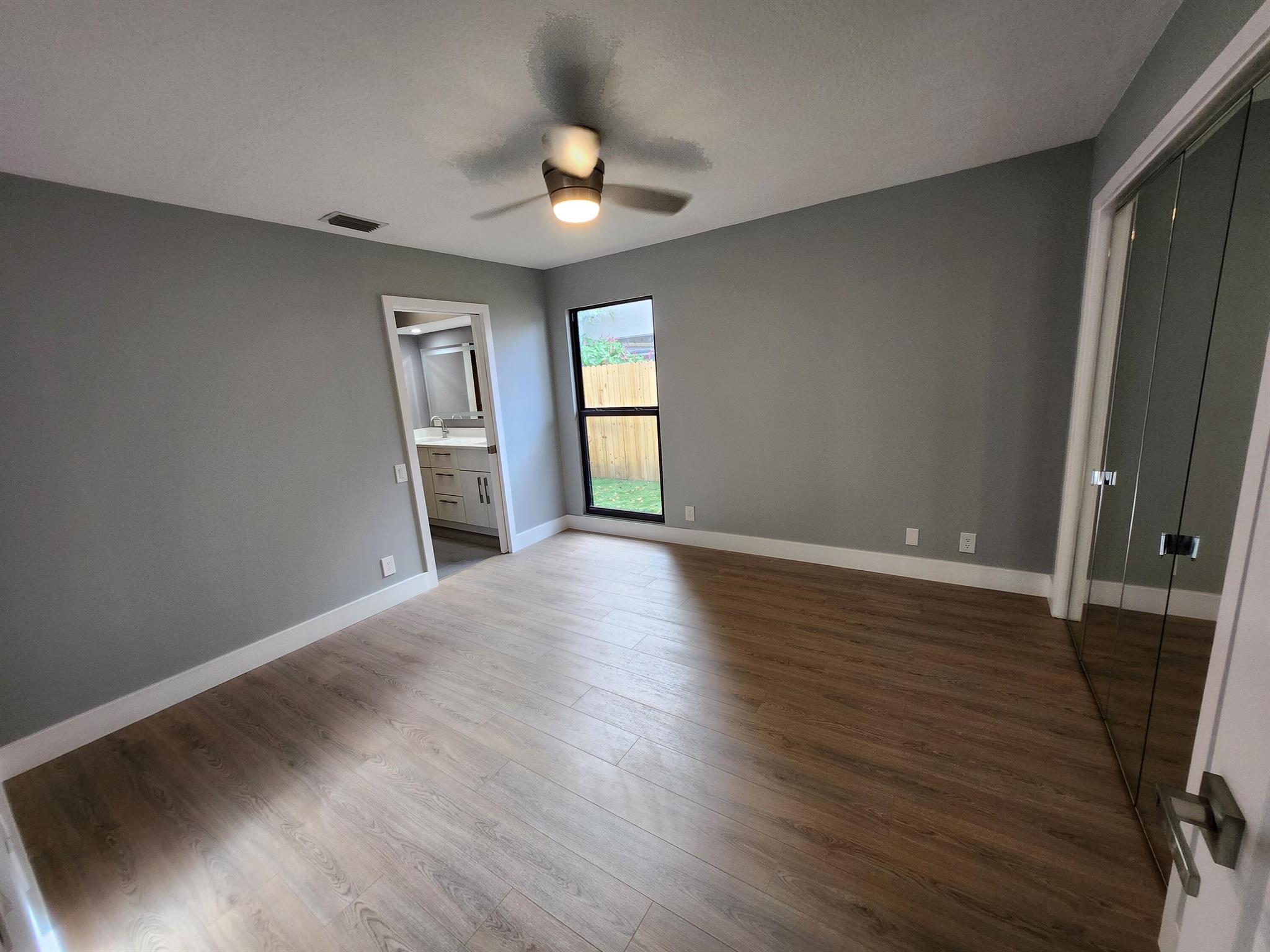 SUGAR POND MANOR OF WELLI - Residential