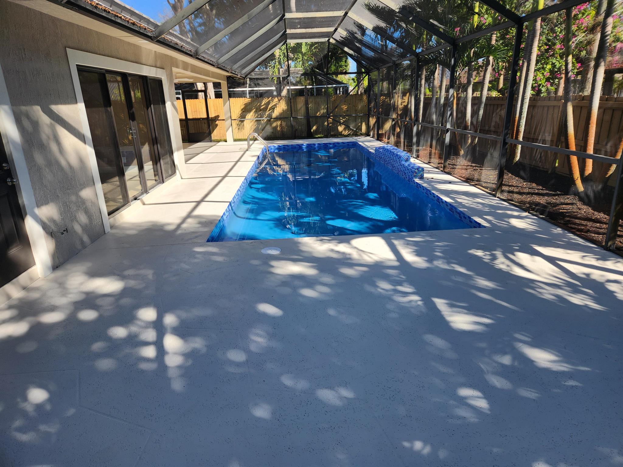 SUGAR POND MANOR OF WELLI - Residential