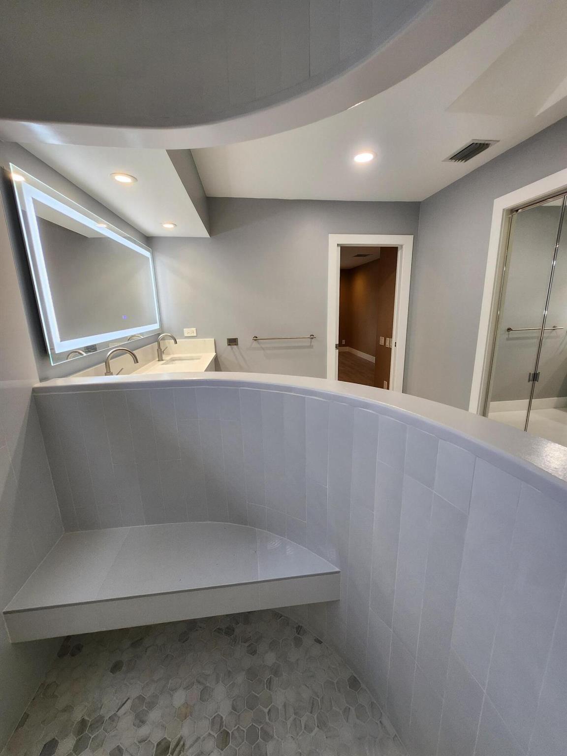 SUGAR POND MANOR OF WELLI - Residential