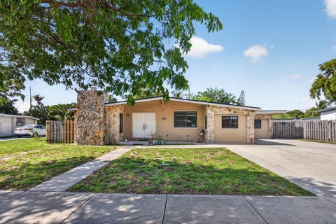 Photo of 1914 NE 53rd Court, Pompano Beach, FL 33064 (MLS # B26032433)