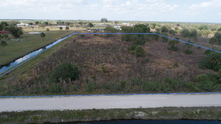 GREAT OPPORTUNITY - 6.35 ACRES AVAILABLE IN WESTERN PALM BEACH COUNTY.PERFECT FOR YOUR DREAM ESTATE, EQUESTRIAN PROPERTY, NUSERY, TREE FARM OR AGRICULTURAL USE.MINUTES FROM SHOPPING, RESTURANTS, BANKS, HOSPITAL, BEACHES AND WELLINGTON POLO. TAKE A BREATHTAKING DRIVE TO THIS BEAUTIFUL HEAVENLY AREA OF LOXAHATCHEE FLORIDA. SIGN POSTED ON THE LAND.