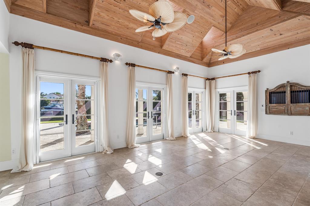 POINT MANALAPAN 2 - Residential