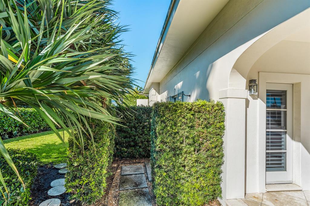 POINT MANALAPAN 2 - Residential