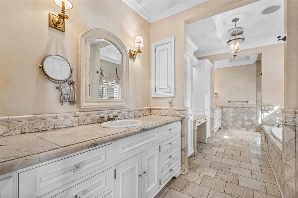 POINT MANALAPAN 2 - Residential