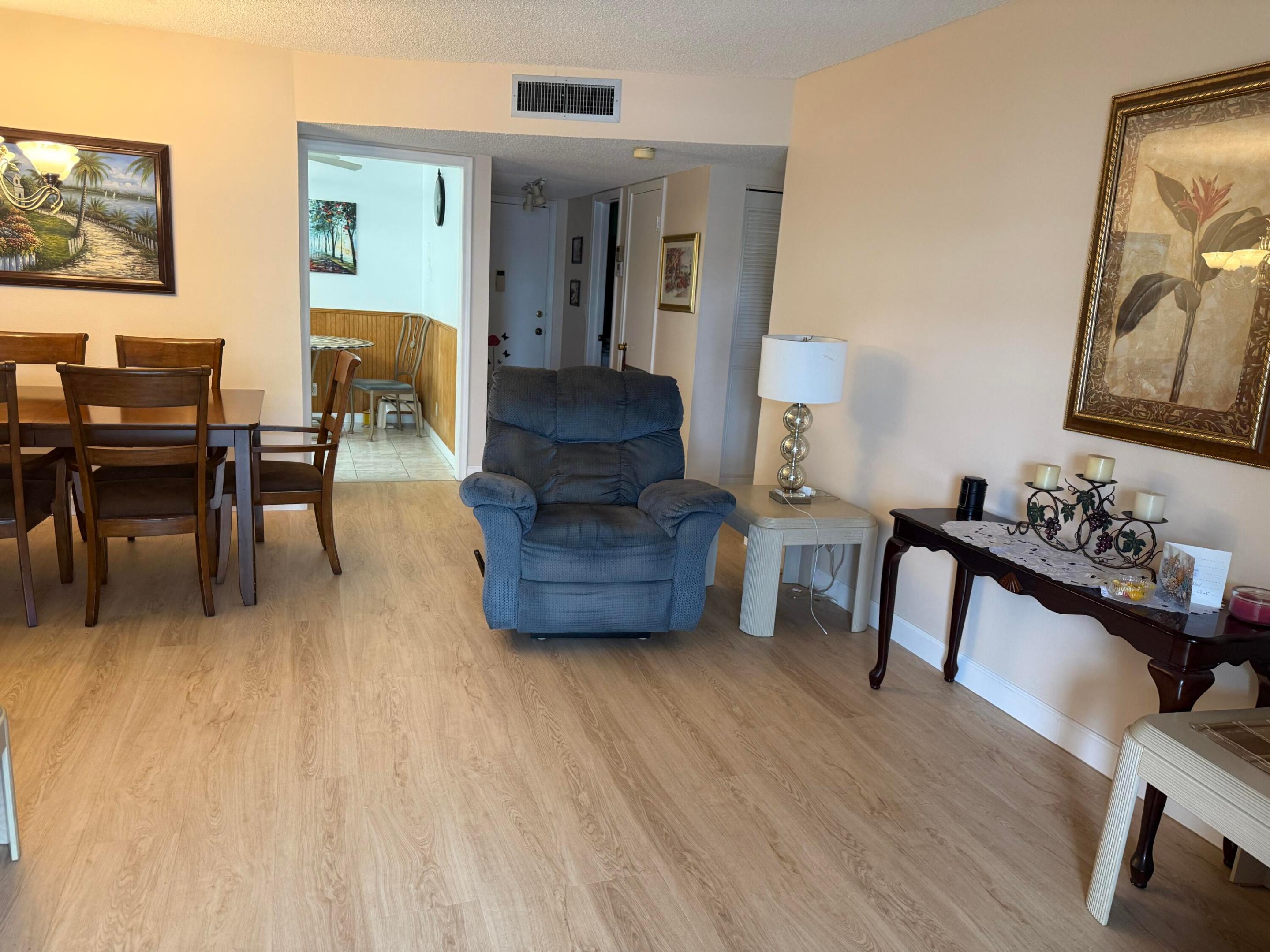 CASTLE APARTMENTS 15 CONDO - Residential