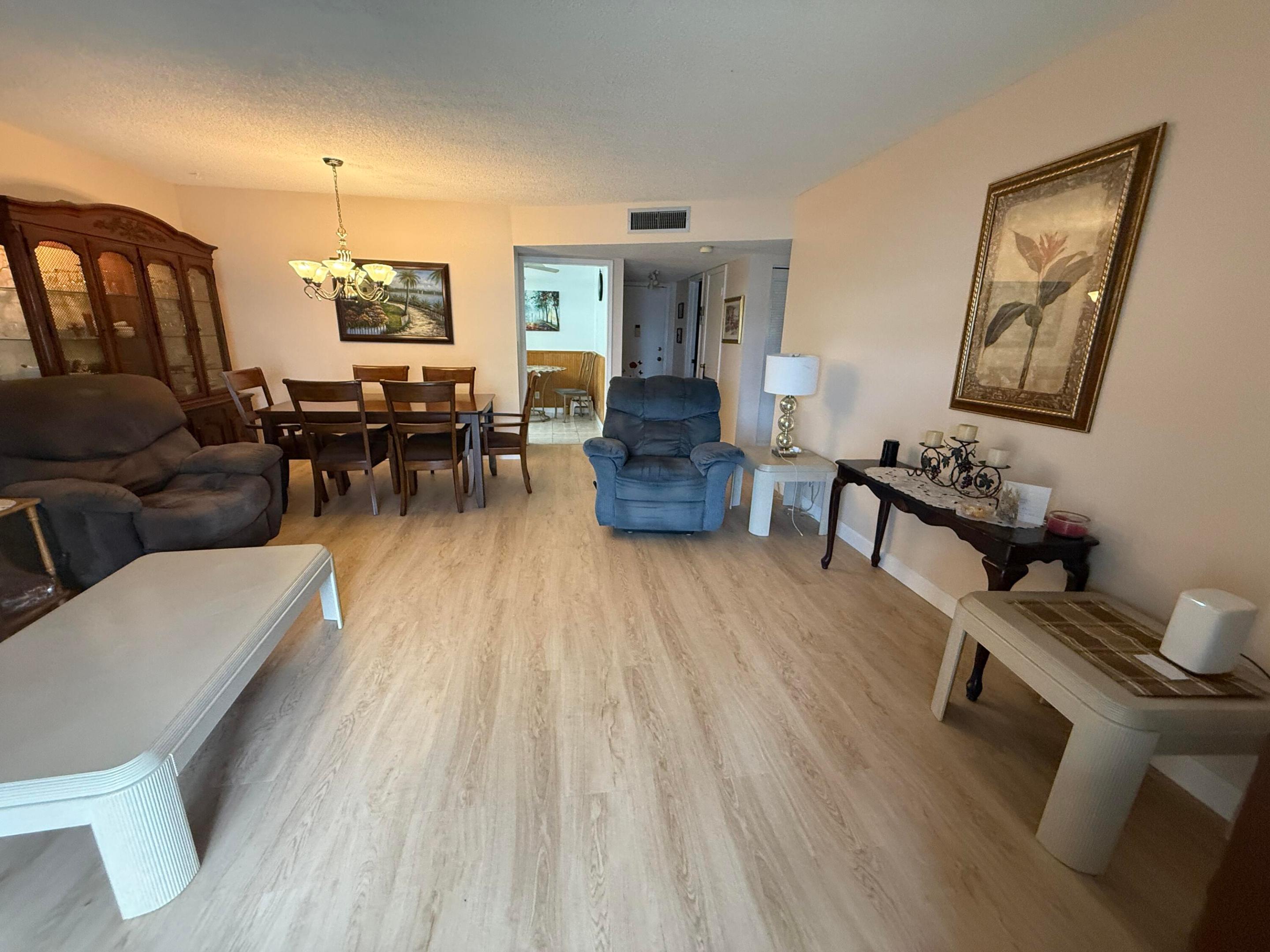 CASTLE APARTMENTS 15 CONDO - Residential