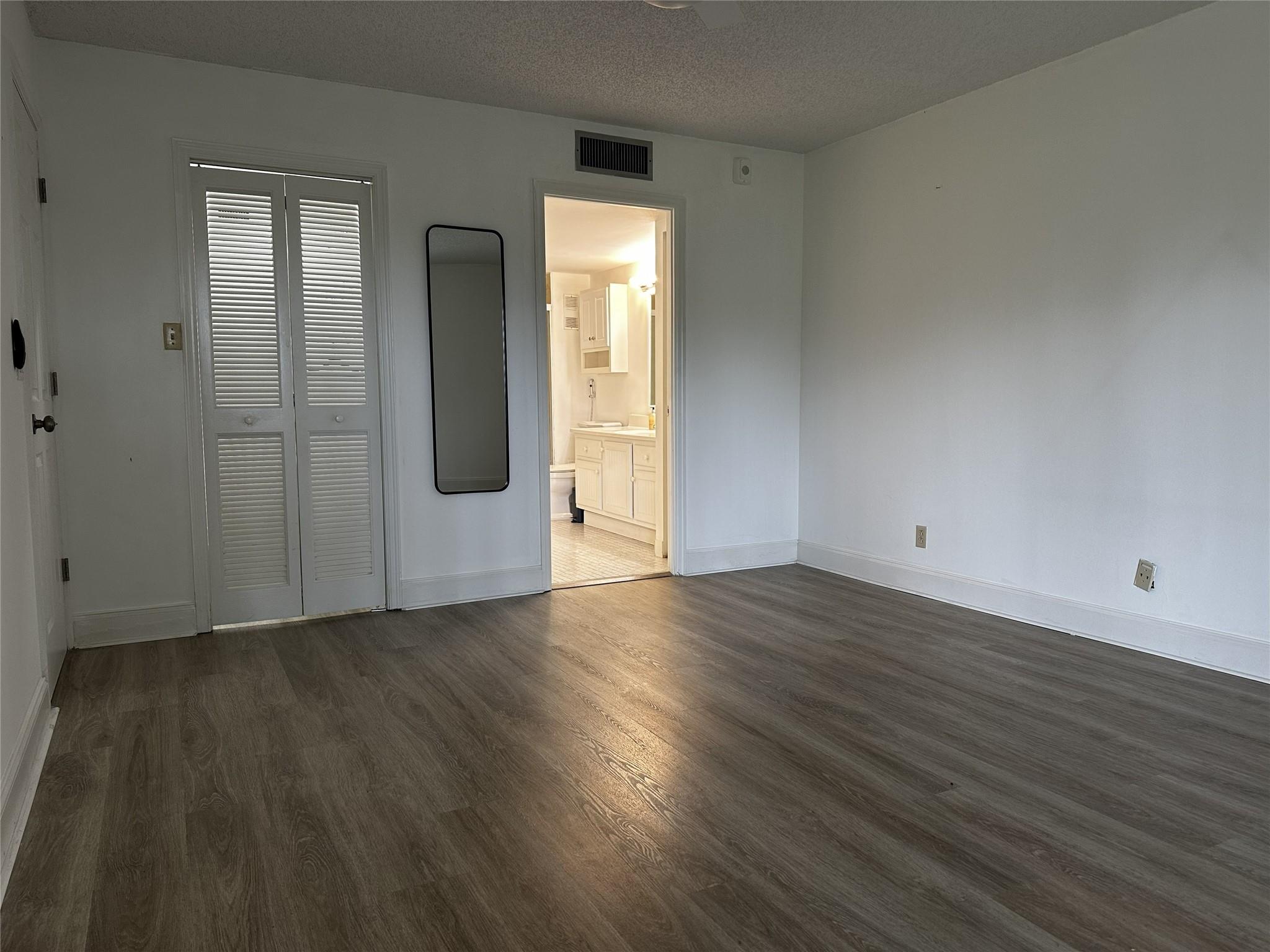 Boca Teeca Cond 8 - Residential