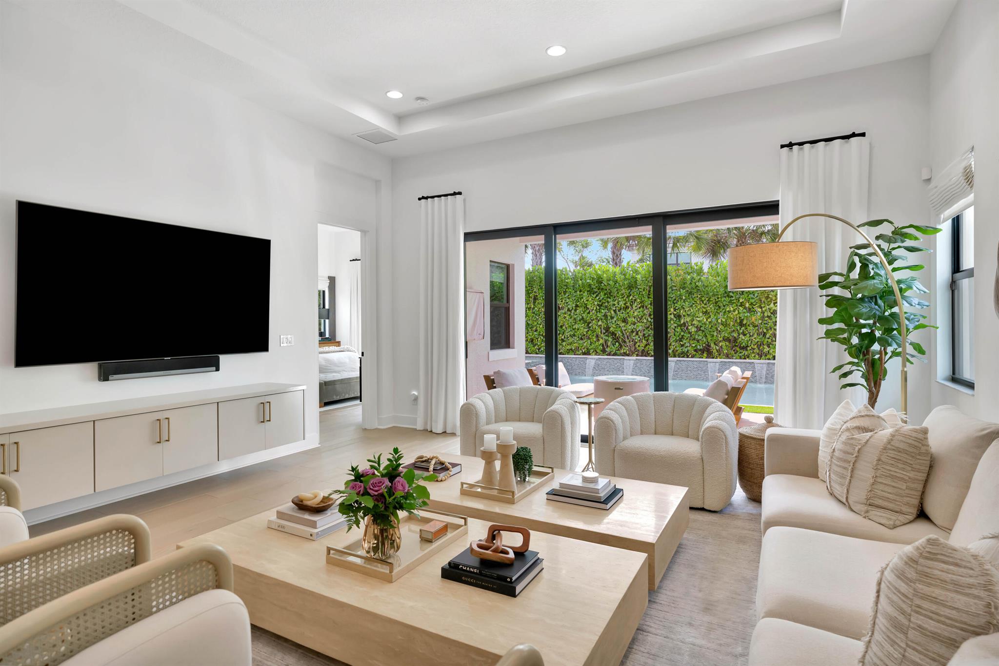 ARTISTRY - Residential