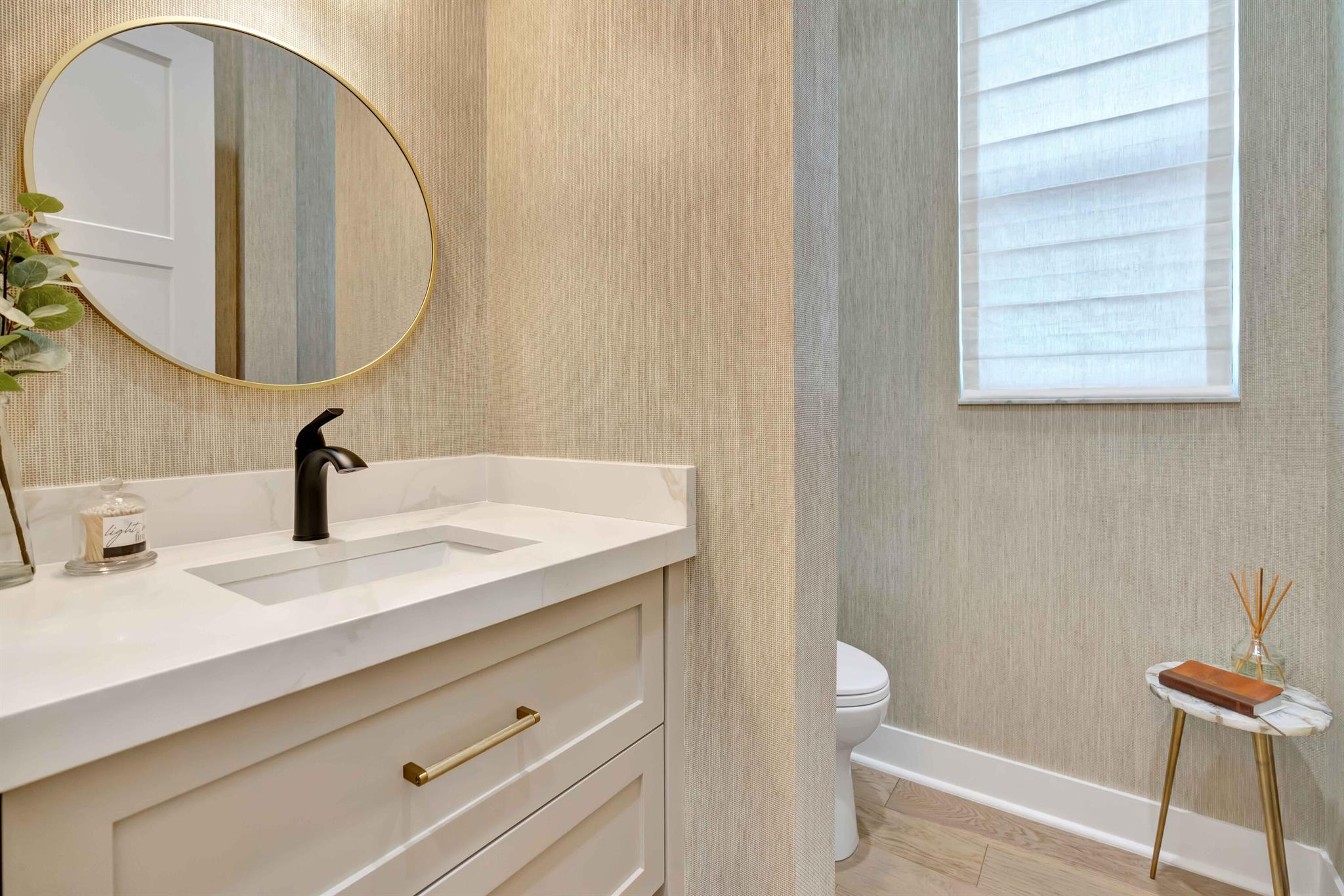 ARTISTRY - Residential