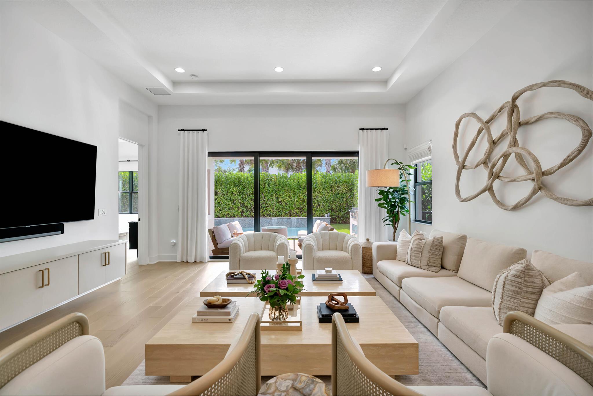 ARTISTRY - Residential