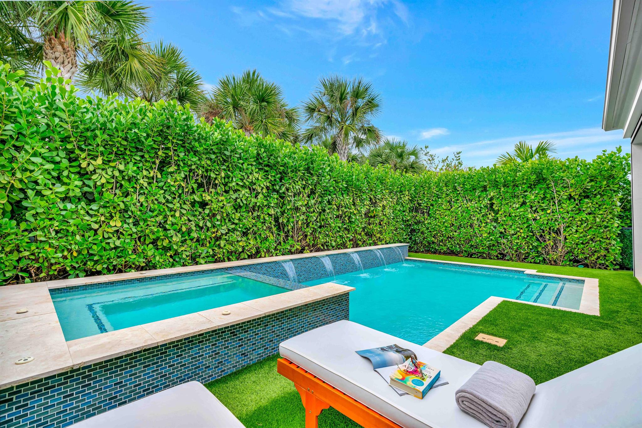 ARTISTRY - Residential