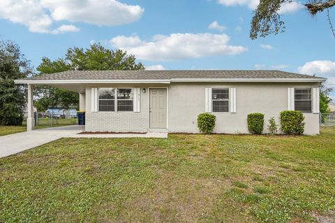 Property photo of 913 Se 8th Street, Stuart, FL 34994