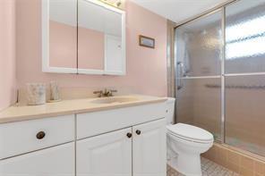 MEADOEBROOK LAKES - Residential